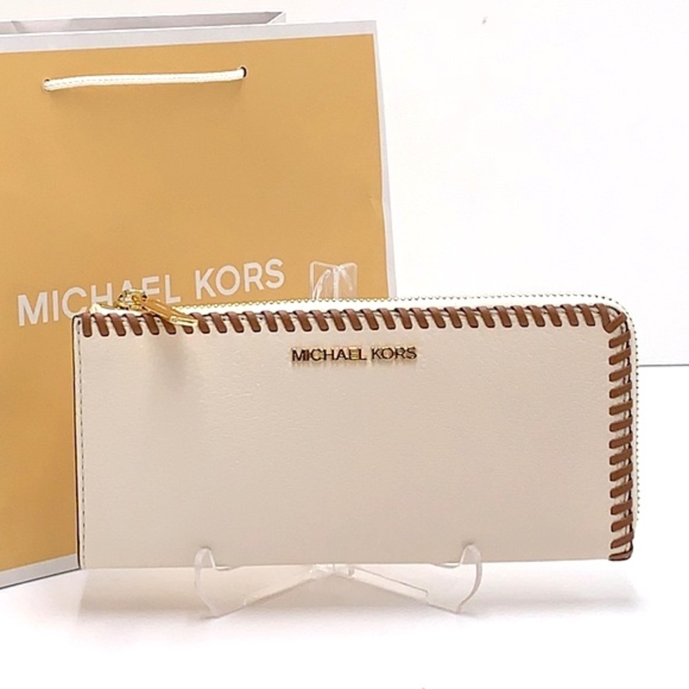 MICHAEL KORS JET SET TRAVEL LARGE THREE QUARTER ZIP WALLET LIGHT CREAM MULTI - Picture 2 of 16